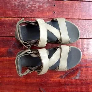 UGG Men\'s Union Strap Sandal New Size 9 UGG Men main image 3